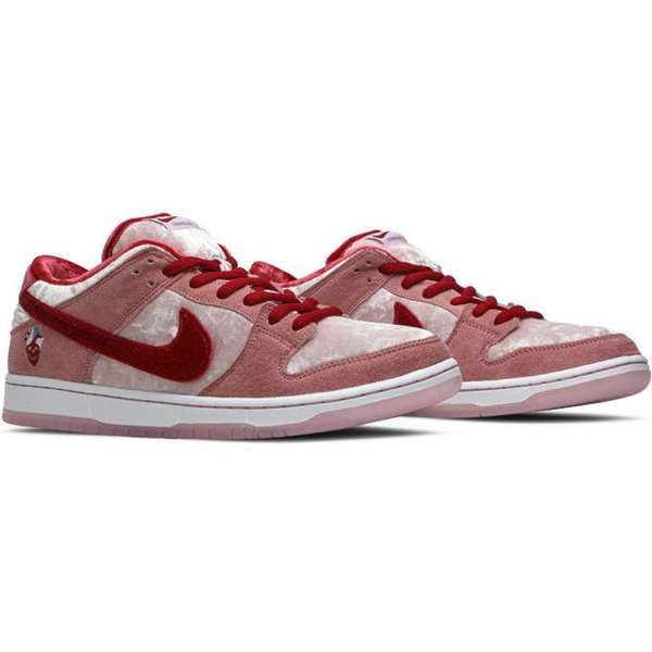 Nike Dunk Low SB x StrangeLove Valentines Day